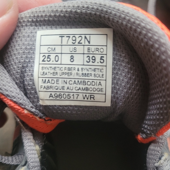 Asics Grey And Orange Sneakers 8 - Picture 7 of 7